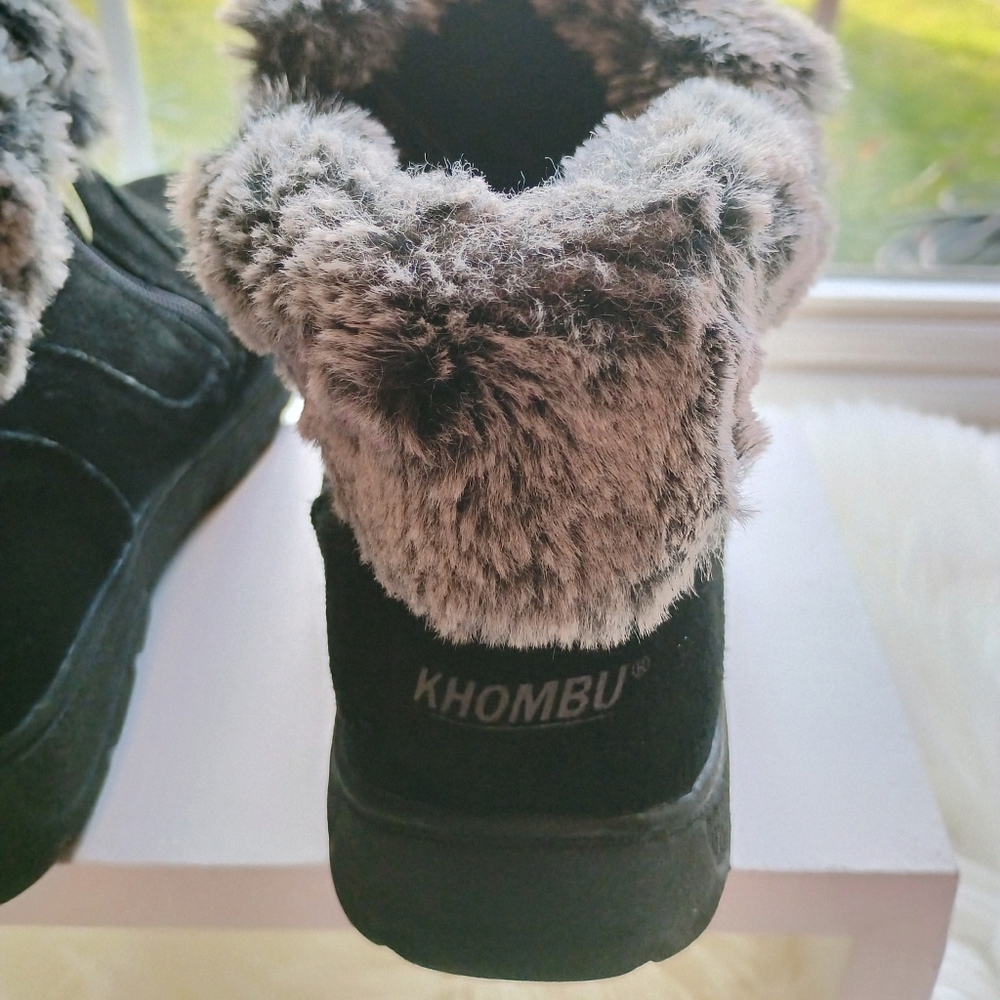 NWOT Khombu Ankle Boots - Picture 6 of 8
